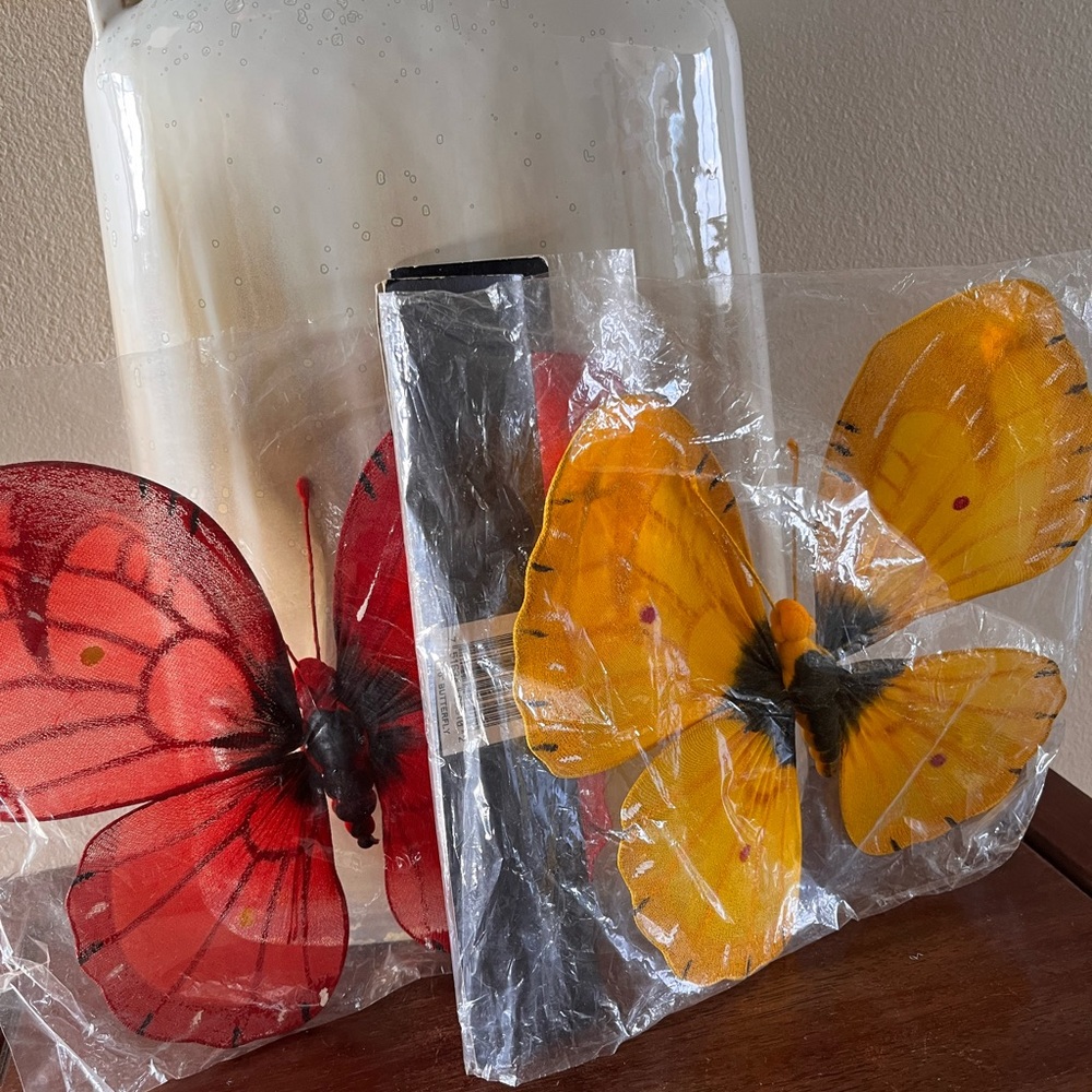 Two Nylon 10” red and yellow vibrant butterflies - Picture 1 of 8